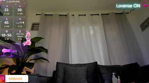 Snapshot of gabriiieela_ chatting on 10-04-25, 07:45 Sara online show from 10-04-25, 07:45