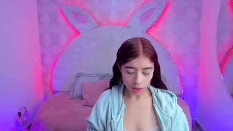 Snapshot of gaby_louse chatting on 11-25-25, 07:36 Gaby online show from 11-25-25, 07:36