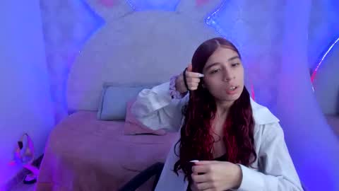 Snapshot of gaby_louse chatting on 11-28-25, 07:27 Gaby online show from 11-28-25, 07:27