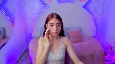 Snapshot of gaby_louse chatting on 12-02-25, 07:20 Gaby online show from 12-02-25, 07:20