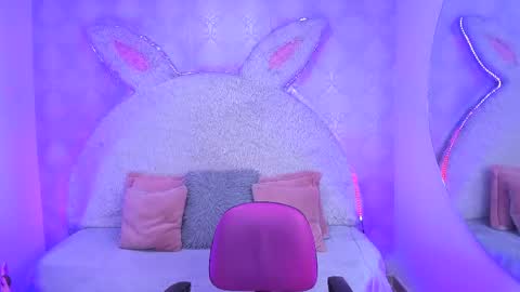 Gaby online show from 04-17-26, 07:17