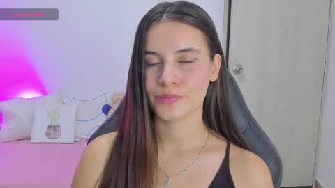 Snapshot of gaby_olsen chatting on 02-18-25, 10:58 Gabriela online show from 02-18-25, 10:58