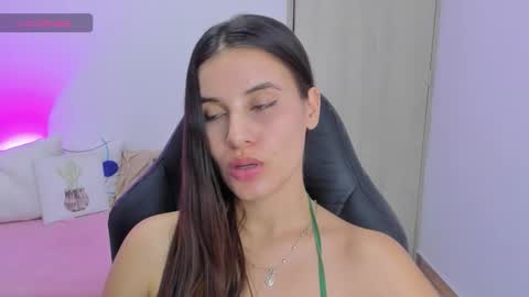 Snapshot of gaby_olsen chatting on 02-21-25, 01:11 Gabriela online show from 02-21-25, 01:11