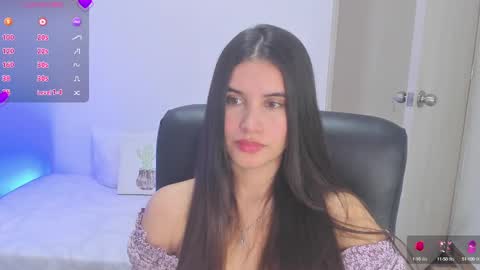 Snapshot of gaby_olsen chatting on 09-19-25, 08:20 Gabriela online show from 09-19-25, 08:20