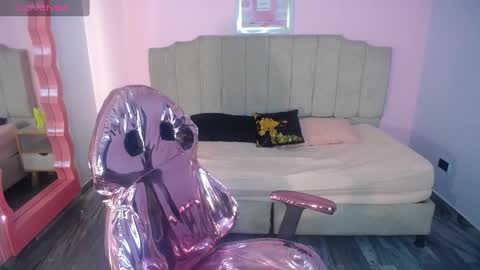 Gaby  online show from 12-30-24, 04:09