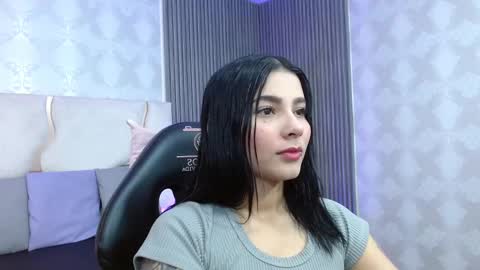 Gaby online show from 10-25-25, 03:47