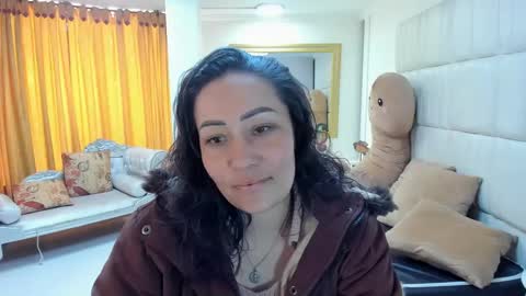 gabriela online show from 03-08-25, 01:47