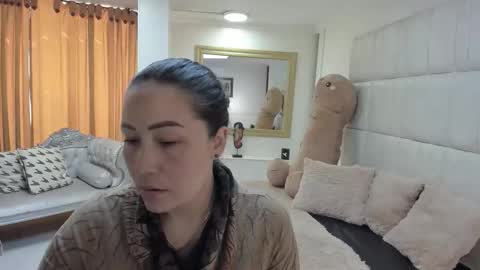 gabriela online show from 12-16-25, 03:06