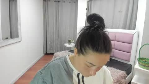 gabriela online show from 06-11-26, 05:11