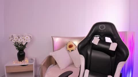 Gabriela online show from 02-25-25, 05:15