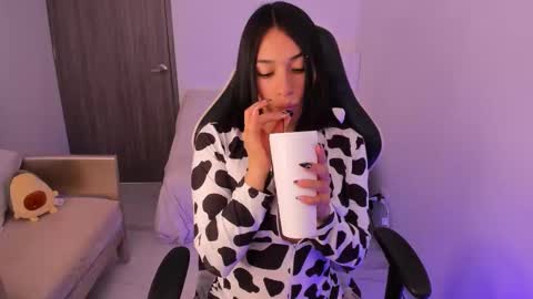 Gabriela online show from 09-19-25, 04:40