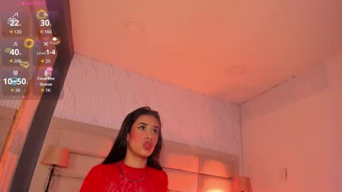 Snapshot of gabyowenss_ chatting on 02-24-26, 10:52 Gaby Owens online show from 02-24-26, 10:52