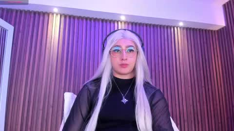 Snapshot of gabyrose9 chatting on 05-19-26, 01:56 gabyrose9 online show from 05-19-26, 01:56