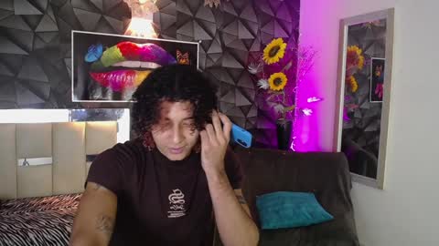 Gael online show from 12-29-24, 03:22