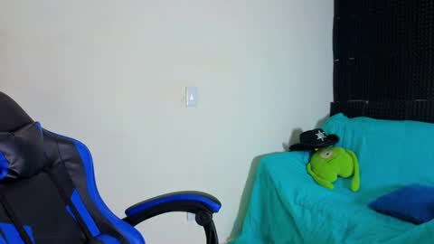 Gael online show from 10-20-25, 02:23