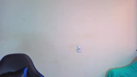 Gael online show from 10-25-25, 03:18