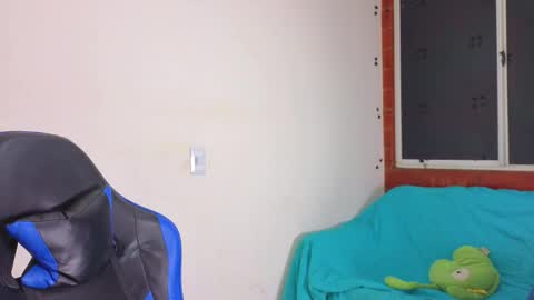 Gael online show from 10-27-25, 02:37