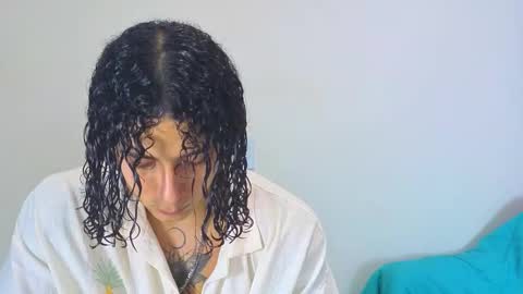 Gael online show from 10-28-25, 02:26