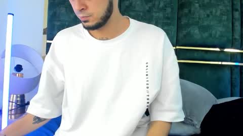 Gael  Coral some hot latinos online show from 12-01-25, 01:27