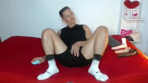 Snapshot of gael_hot03 chatting on 09-21-25, 09:38 gael hot online show from 09-21-25, 09:38