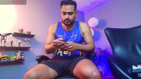 Snapshot of gael_meneses chatting on 09-16-25, 11:00 Gael Meneses online show from 09-16-25, 11:00