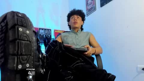 Gael Conner online show from 03-01-25, 03:43