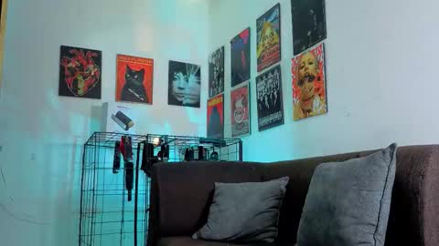 Gael Conner online show from 09-19-25, 01:29