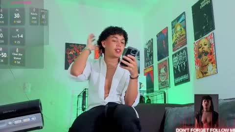 Gael Conner online show from 10-04-25, 02:53