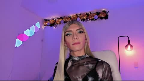 Gaia online show from 12-05-24, 01:47