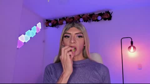 Gaia online show from 12-10-24, 01:43