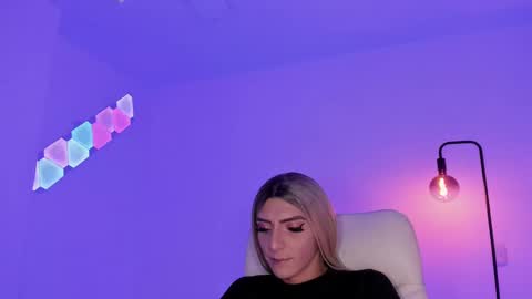 Gaia online show from 02-18-25, 01:54