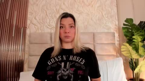 gaia_stonne online show from 06-08-26, 01:11