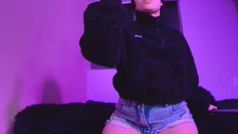 Snapshot of gaia_sweet_ chatting on 09-20-25, 06:36 gaia_sweet_ online show from 09-20-25, 06:36