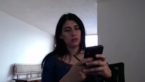 Snapshot of gaitan4 chatting on 01-08-25, 03:50 gaitan4 online show from 01-08-25, 03:50