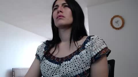 Snapshot of gaitan4 chatting on 01-30-25, 04:45 gaitan4 online show from 01-30-25, 04:45