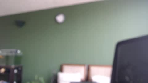 Snapshot of gaitan4 chatting on 09-30-25, 08:36 gaitan4 online show from 09-30-25, 08:36