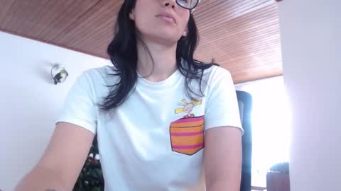 Snapshot of gaitan4 chatting on 12-14-25, 08:13 gaitan4 online show from 12-14-25, 08:13