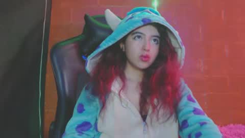 Kate 3 online show from 01-07-25, 07:17