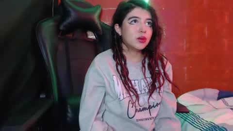 Kate 3 online show from 01-28-25, 07:21