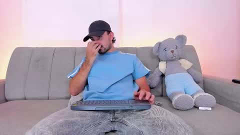 gal_stone_ online show from 03-10-26, 01:54