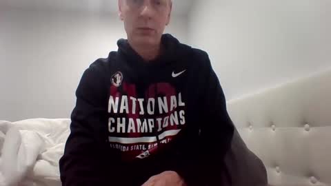 Snapshot of gamerboy200 chatting on 12-03-24, 07:10 gamerboy200 online show from 12-03-24, 07:10