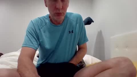 Snapshot of gamerboy200 chatting on 12-21-25, 11:45 gamerboy200 online show from 12-21-25, 11:45