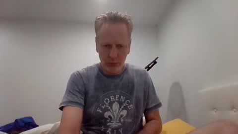 gamerboy200 online show from 05-14-26, 01:23