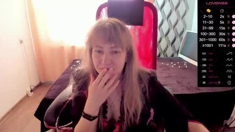 Snapshot of ganet469 chatting on 02-09-26, 10:41 Janette online show from 02-09-26, 10:41