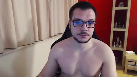 GangstaLover online show from 01-04-25, 05:16