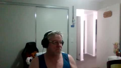 loseraussie online show from 06-13-26, 07:17