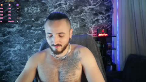 Snapshot of garbel09 chatting on 02-11-25, 05:16 Chris  Dont forget to gift me thumb up Its very important to me and makes me happy AF  online show from 02-11-25, 05:16