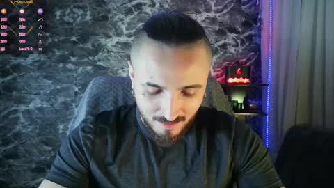 Snapshot of garbel09 chatting on 02-19-25, 05:38 Chris  Dont forget to gift me thumb up Its very important to me and makes me happy AF  online show from 02-19-25, 05:38