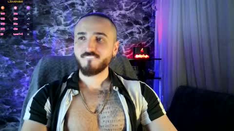 Snapshot of garbel09 chatting on 03-01-25, 05:52 Chris  Dont forget to gift me thumb up Its very important to me and makes me happy AF  online show from 03-01-25, 05:52