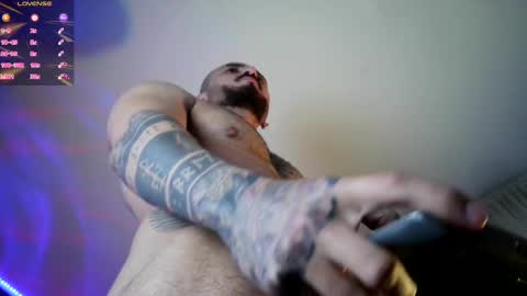 Snapshot of garbel09 chatting on 03-10-25, 08:15 Chris  Dont forget to gift me thumb up Its very important to me and makes me happy AF  online show from 03-10-25, 08:15